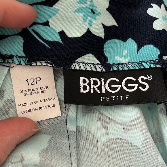 Briggs petite pencil floral skirt. (3) - Picture 6 of 6